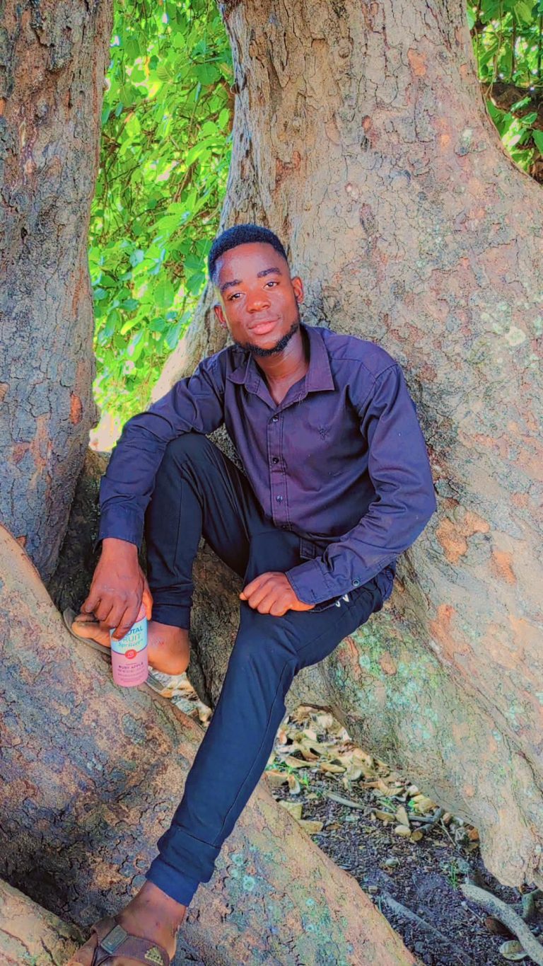 Expert khemaron – God bless me cover artwork
